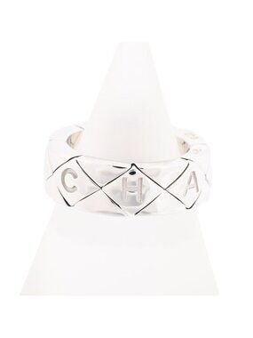 Chanel Ring Quilted White Gold